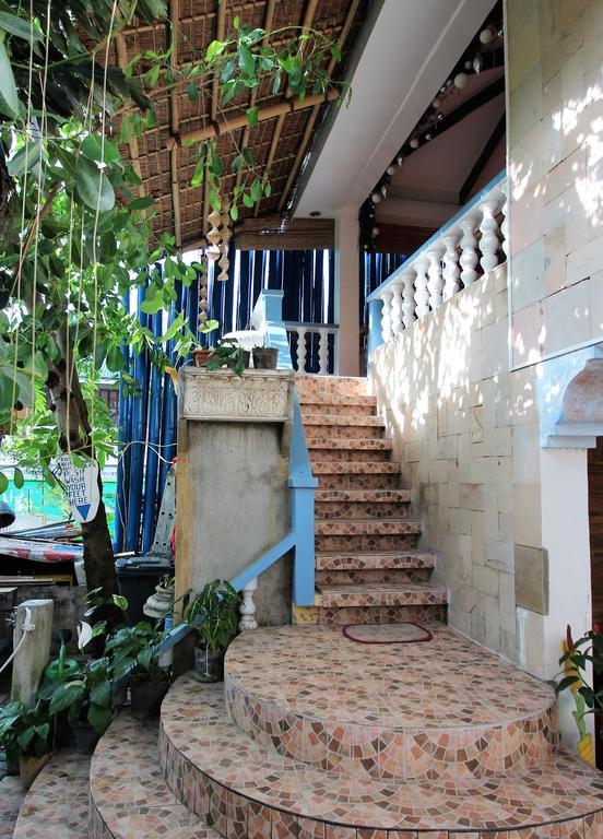 Blue Bamboo Hotel Balabag  Extérieur photo