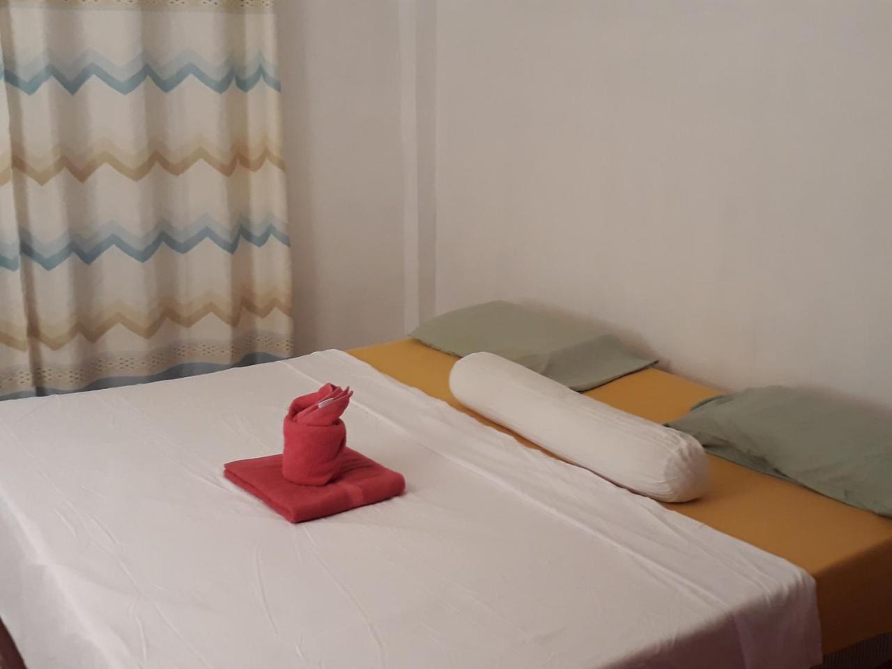 Blue Bamboo Hotel Balabag  Extérieur photo
